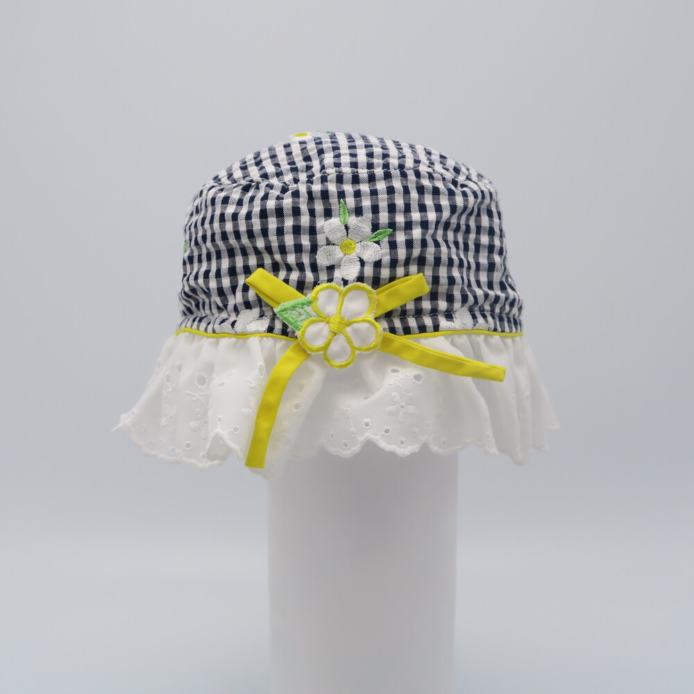 Unknown Girls White | Black Sun Hat size: 3-6 Months